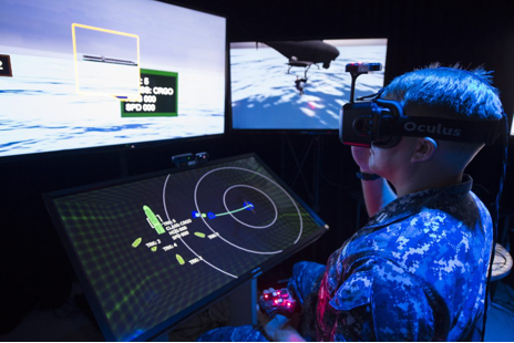 AN DIEGO (Sept. 14, 2015) Lt. Jeff Kee explores the Office of Naval Research (ONR)-